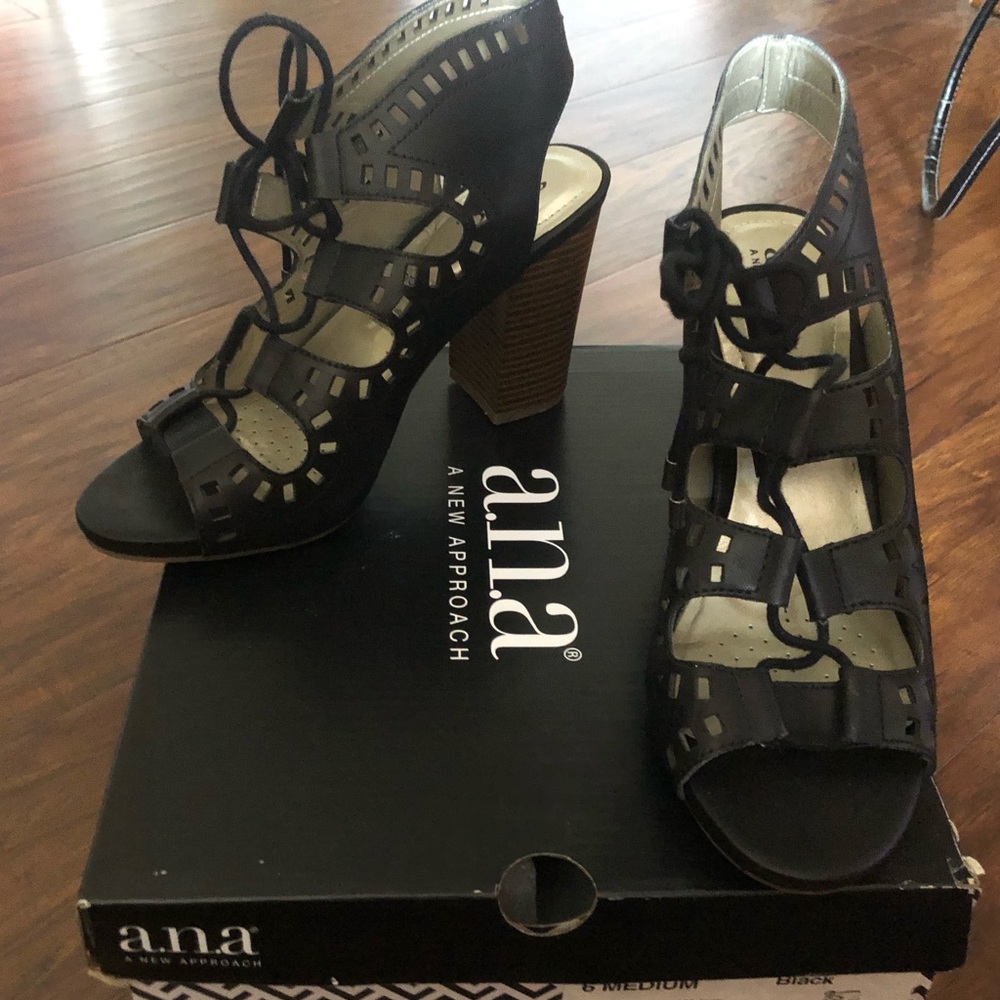 Black lace sandals